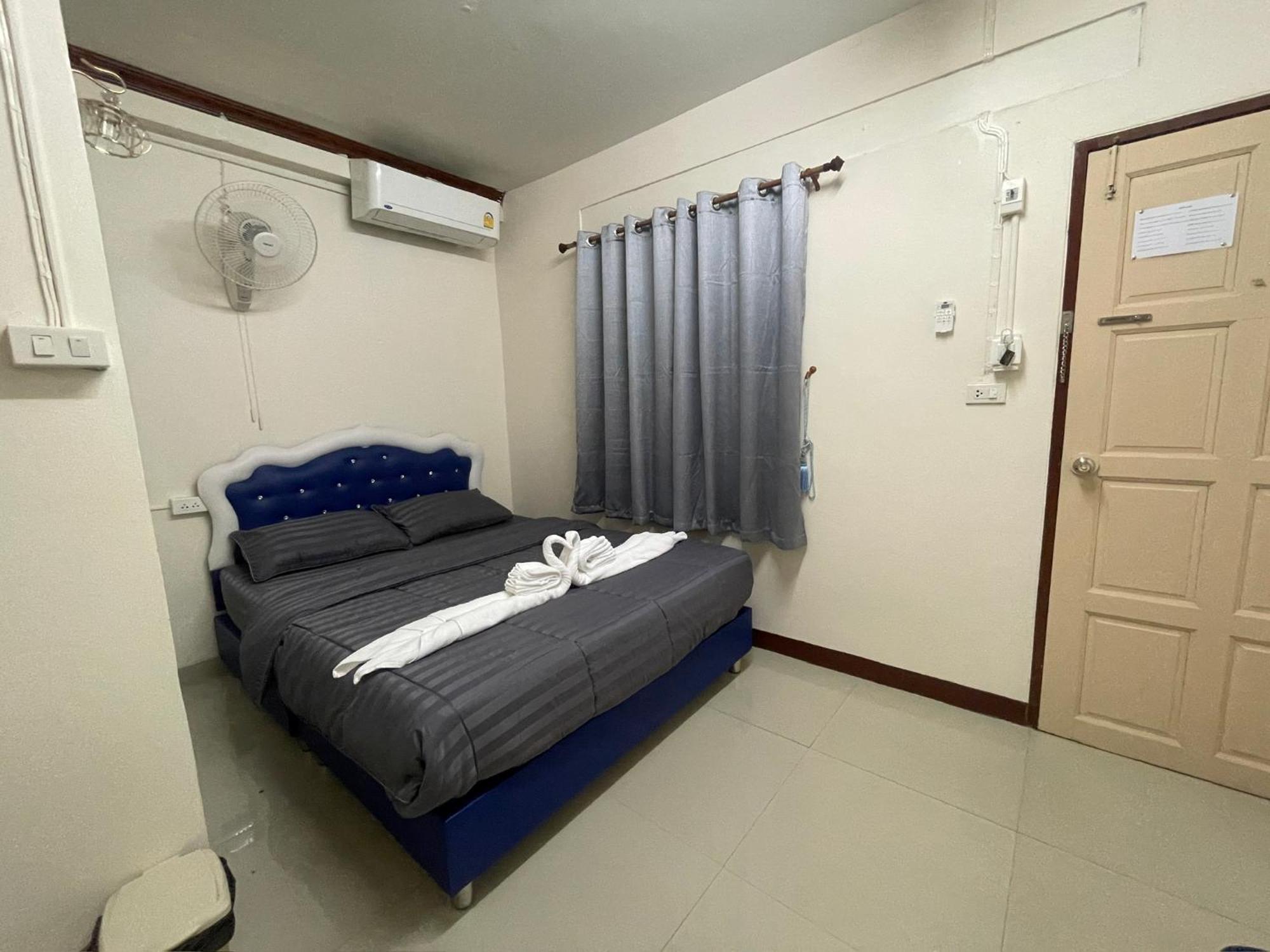 2B Cozy Hostel ตรัง Exterior foto
