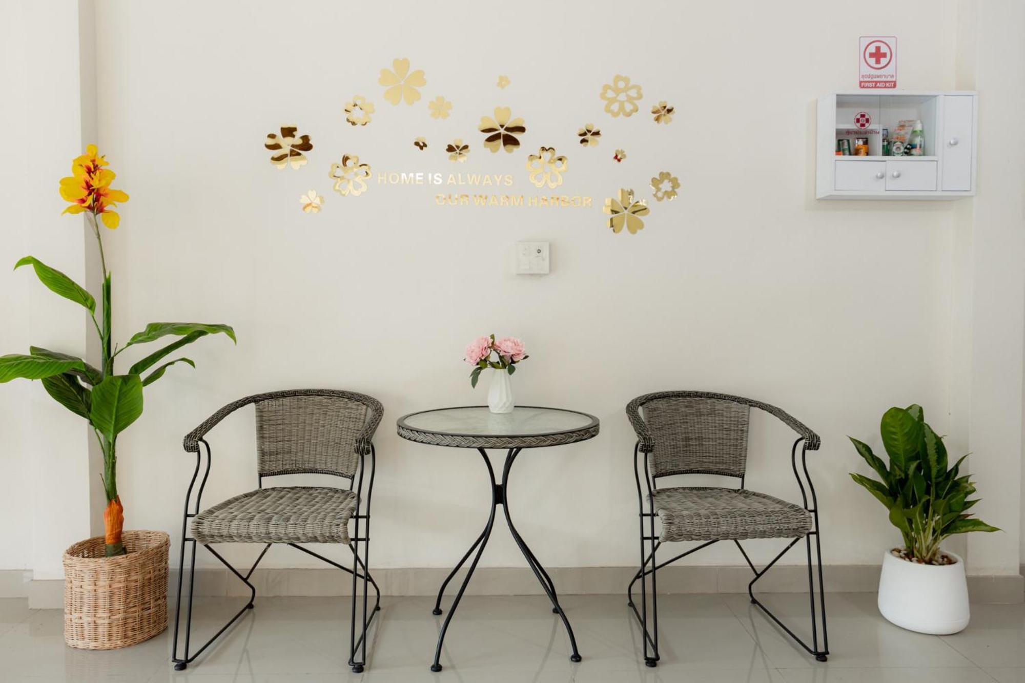 2B Cozy Hostel ตรัง Exterior foto