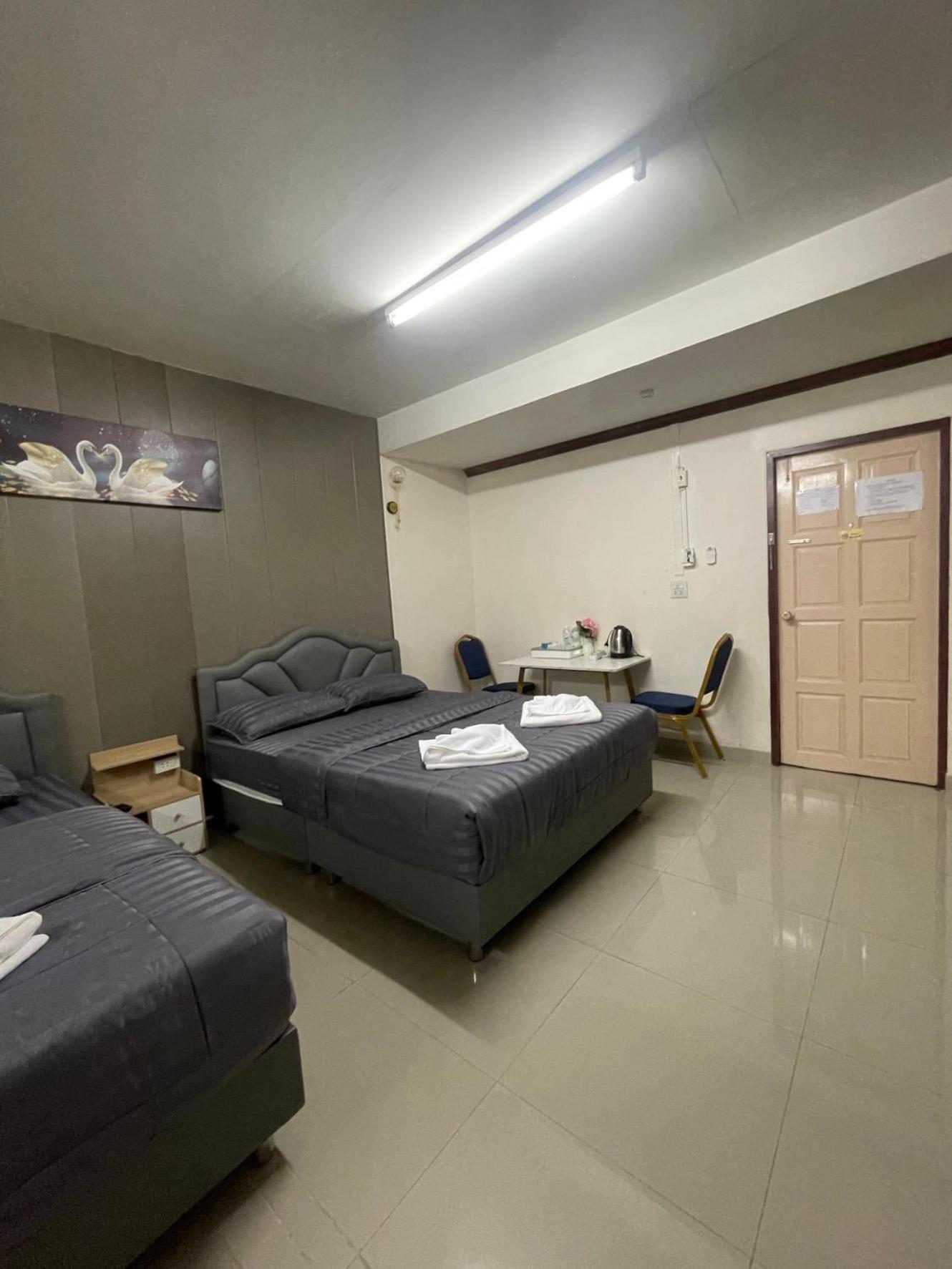 2B Cozy Hostel ตรัง Exterior foto